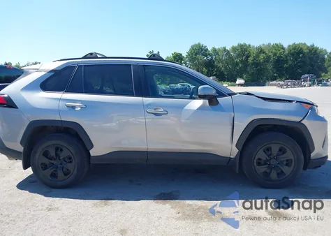 2019 Toyota Rav4 Le z USA, uszkodzony, nr VIN 2T3G1RFV0KC034023